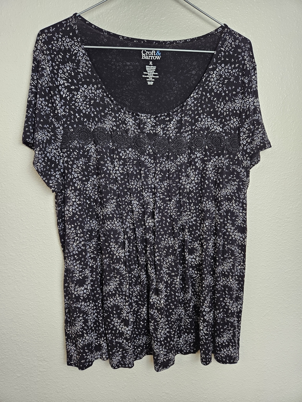 croft & barrow Black and White Floral Scoop Neck Tunic Size XL